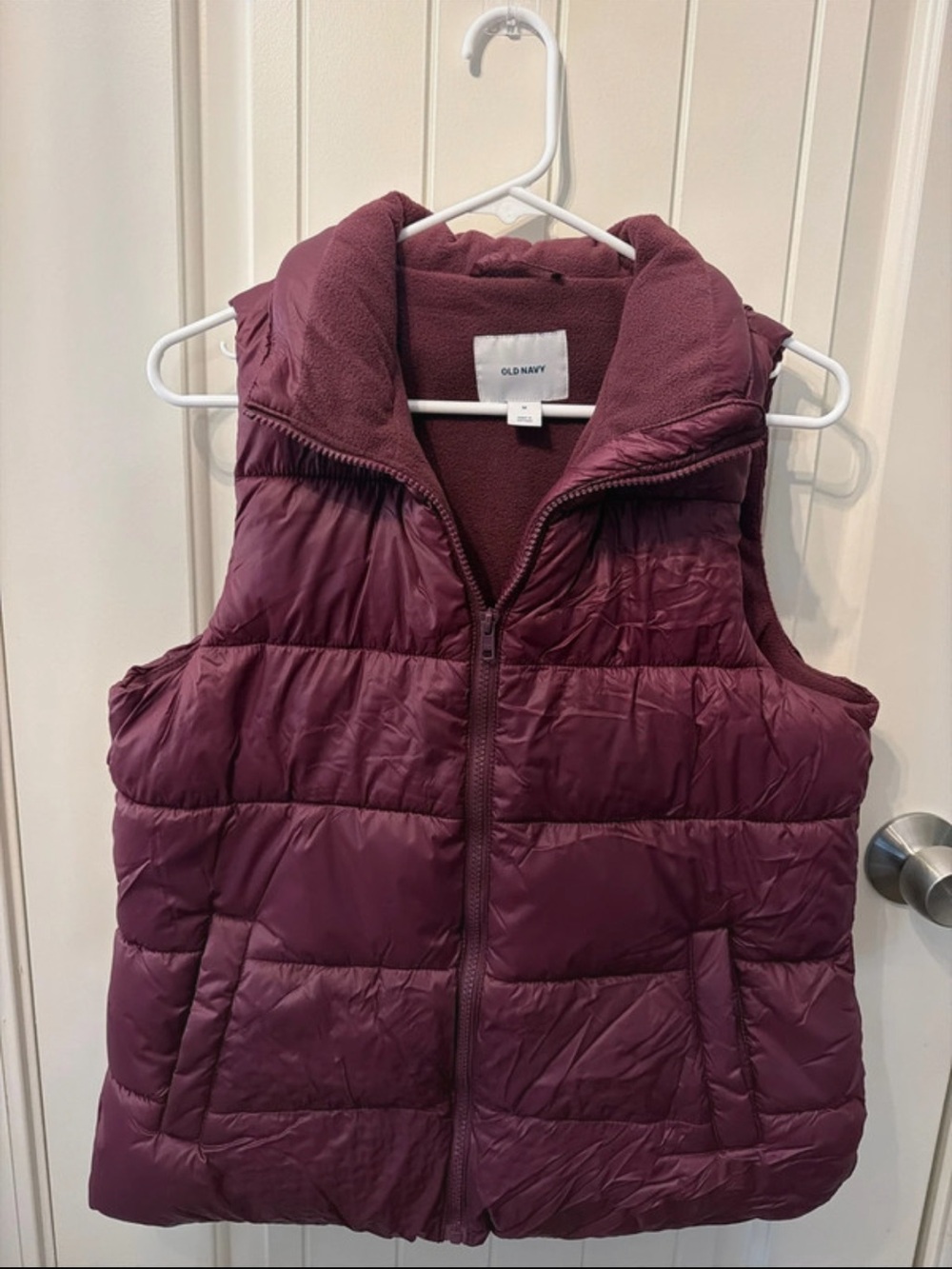 Old Navy Women's Quilted Puffer Vest - Plum